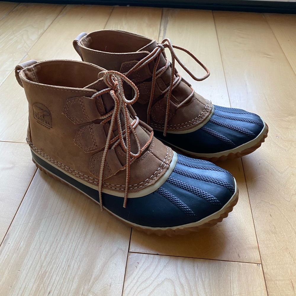 Sorel Out and About Boots - Women’s 7